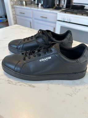 Coach Black Leather Men's Low-Top Sneakers with Signature Heel